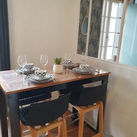 - La Rochelle (Charente-Maritime)