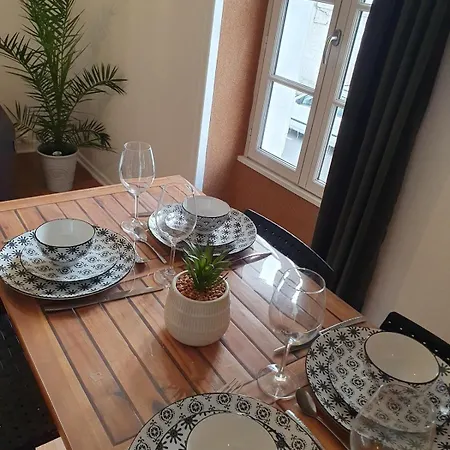 - * La Rochelle (Charente-Maritime)