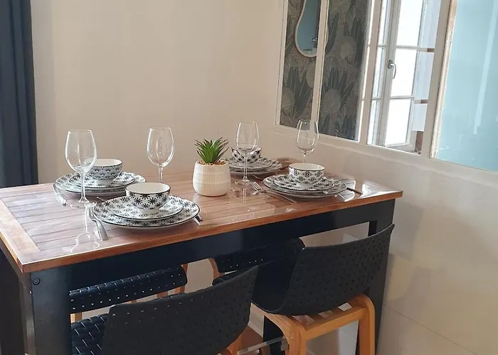 - La Rochelle (Charente-Maritime)